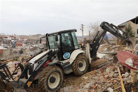 Depremin vurduğu Gaziantep'te yaralar sarılıyor - Son Dakika Haberleri